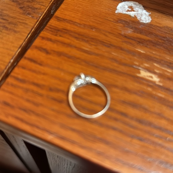 Beautiful sparkling Genuine Mystic 10k gold Topaz Ring - Picture 7 of 9